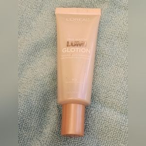 Loreal Glotion in shade fair